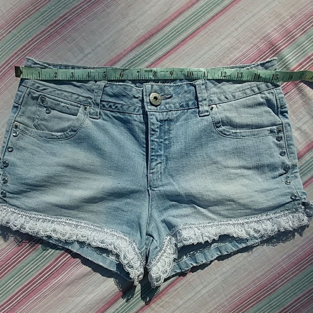 🎈SALE💸💰Crystal Studded Lace Jean Shorty Shorts